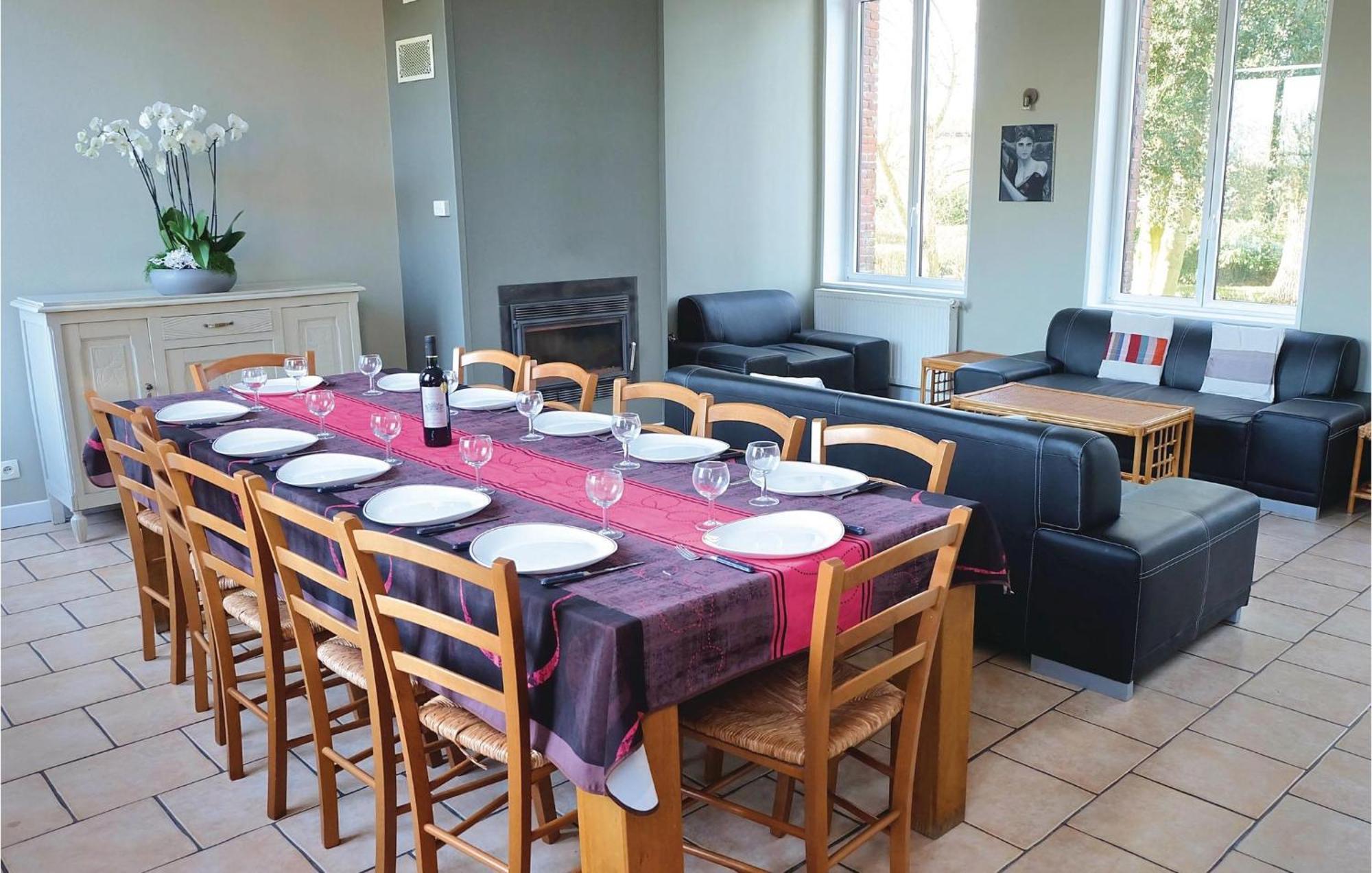 Pet Friendly Home In Quiestede With Kitchen Exterior photo